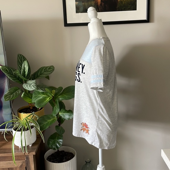 Disney Top - Picture 4 of 6